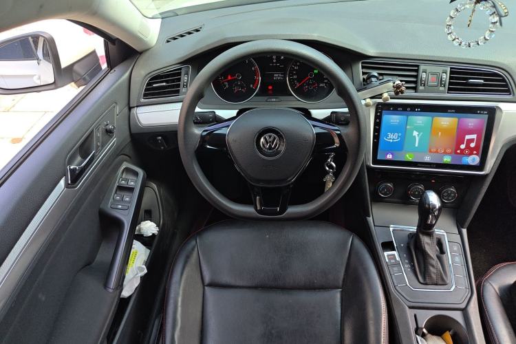 Used Volkswagen Lamando 2017 230TSI DSG Fashion Edition