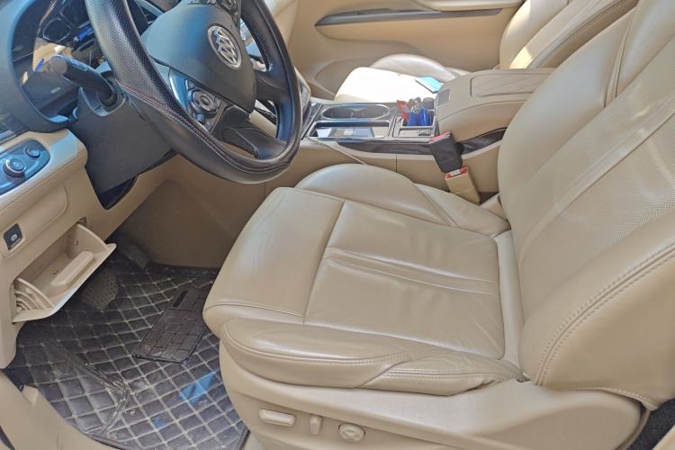 Used Buick GL8 2017 ES 28T Luxury Model China V Standard
