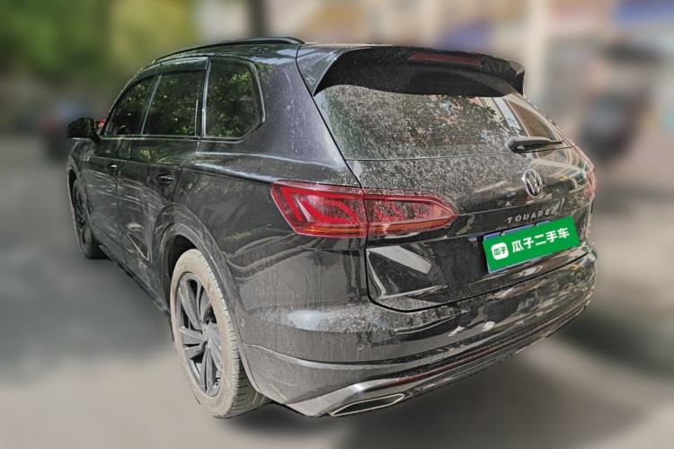 Used Volkswagen Touareg 2021 3.0 TSI Luxury Edition Black Diamond Sport Package Rear Left 45 Deg