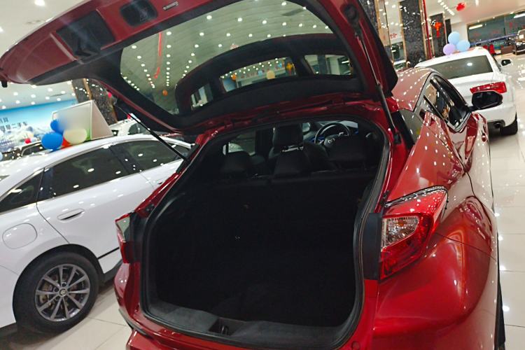 Used Toyota C-HR 2020 2.0L Leading Edition