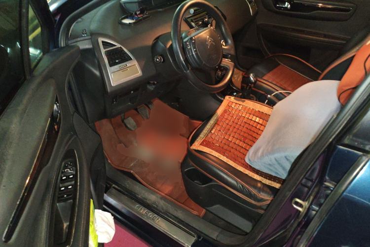 Used Citroen C-Quatre 2011 Sedan 1.6L Manual Fashion Edition Driver Seat