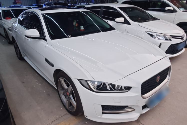 Used Jaguar XE 2018 2.0T 200 PS Two-Wheel-Drive R-Sport Sport Edition
