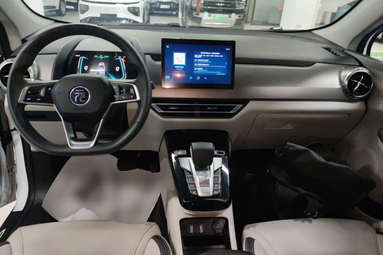 Used BYD Yuan Pro 2021 401 km Luxury Version Center Console