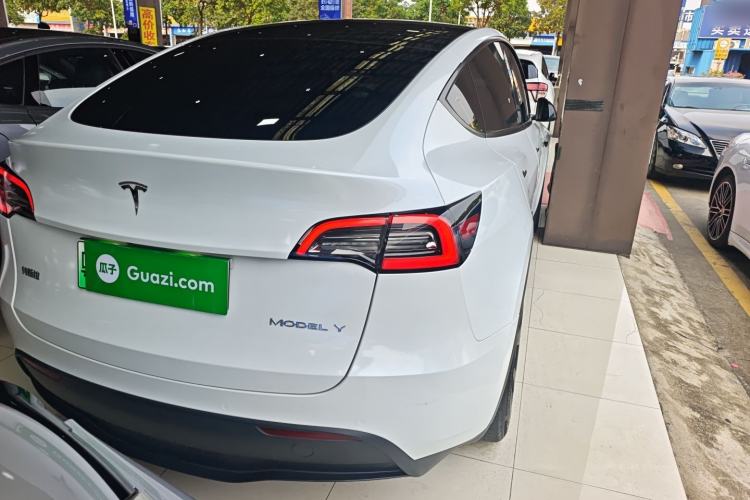 Used Tesla Model Y 2022 Rear-Wheel-Drive Version