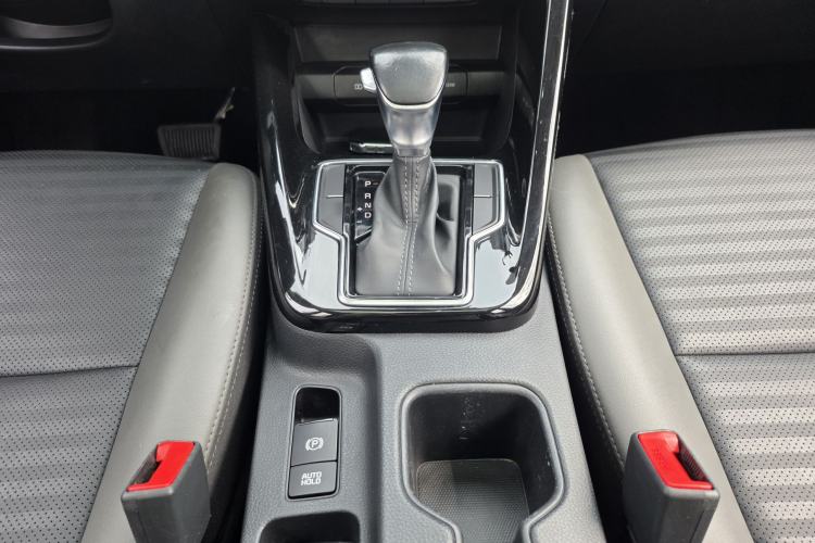 Used Kia Sportage R 2018 2.0L Automatic Smart Luxury Version China V Standard
