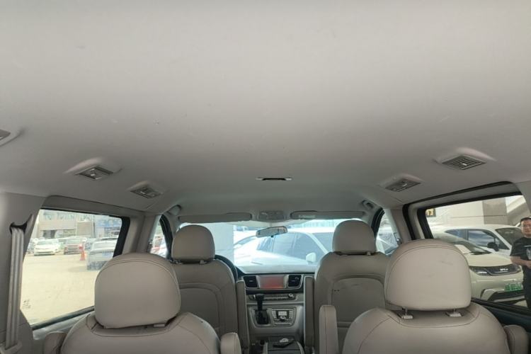 Used SAIC MAXUS G10 2021 2.0T Automatic Elite Edition Gasoline 7-Seater
