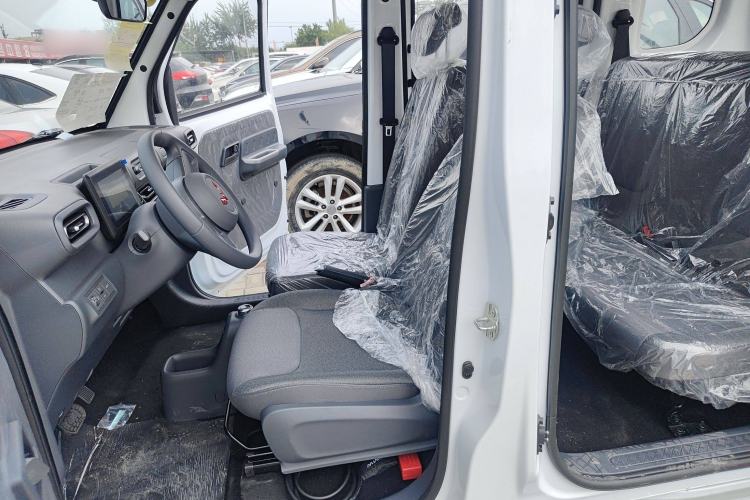 Used Wuling Zhiguang New Energy 2025 Comfort Model