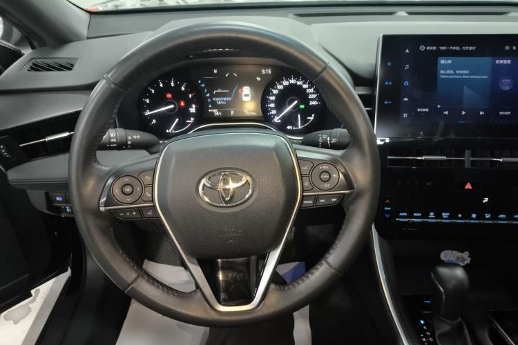 Used Toyota Avalon 2022 2.0L Luxury Edition Center Console