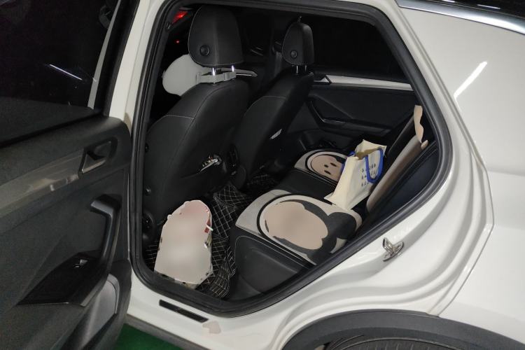 Used Volkswagen T-ROC 2021 280TSI DSG Two-Wheel Drive R-Line Pro Connected Version