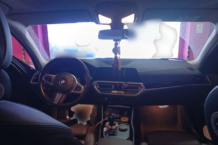 Used BMW 3 Series 2021 320Li M Sport Package Center Console