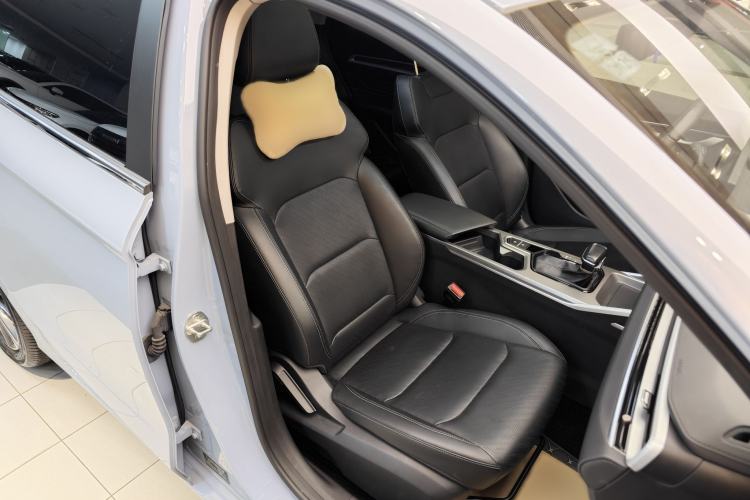 Used Geely Auto Emgrand 2023 4th Generation Champion Edition 1.5L CVT Prestige Model Right Front Seat