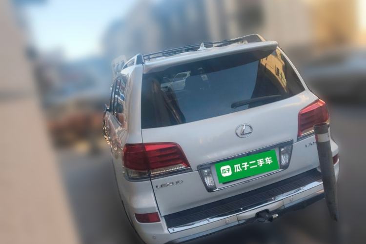 Used Lexus LX 2009 570
