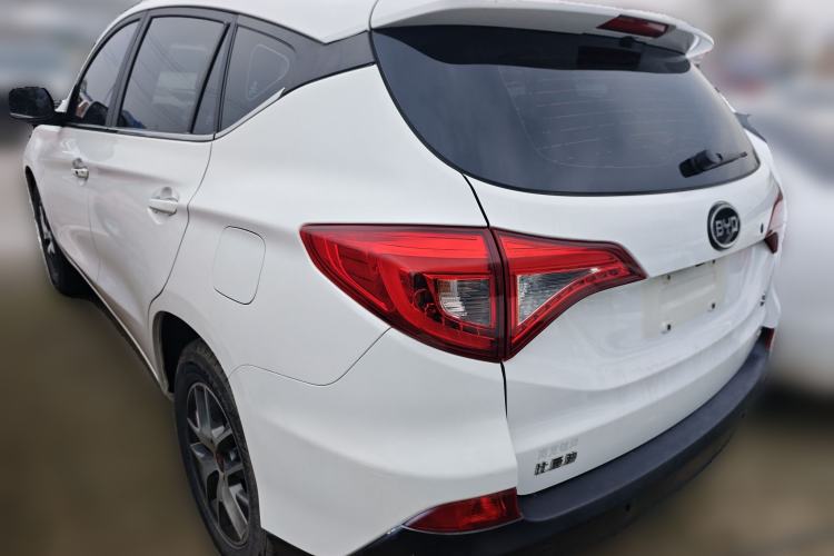 Used BYD Song 2016 GaiShi Edition 1.5TI Manual Elite Model Rear Left 45 Deg