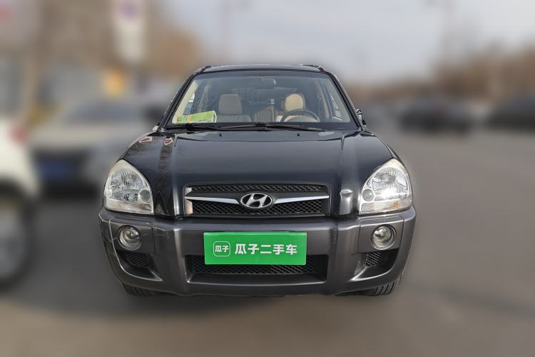 Used Hyundai Tucson 2009 2.0L Manual Two-Wheel Drive Fashion Edition

