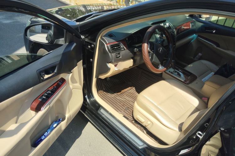 Used Toyota Camry 2012 2.0G Luxury Navigation Edition Driver Seat