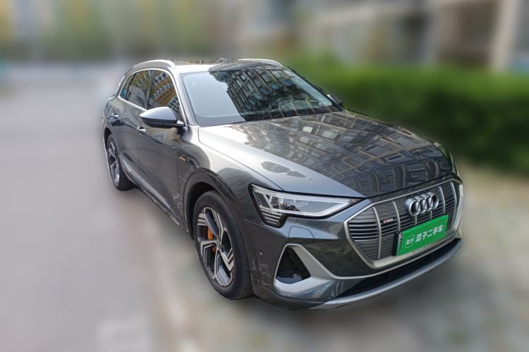 Used Audi e-tron 2021 50 quattro Prestige Edition Front Right 45 Deg