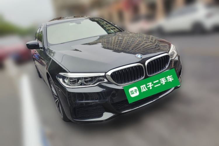Used BMW 5 Series 2020 530Li Leading Model M Sport Package Front Right 45 Deg