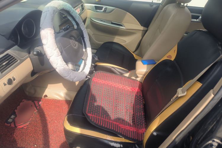 Used Buick Excelle 2011 1.6 LE-MT Left Front Seat