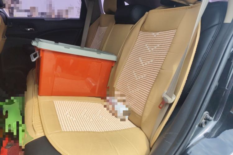 Used Honda CR-V 2016 2.0L two-wheel drive Urban Edition Left Rear Seat