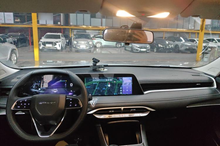 Used Venucia V 2023 260T Idol Edition Pro