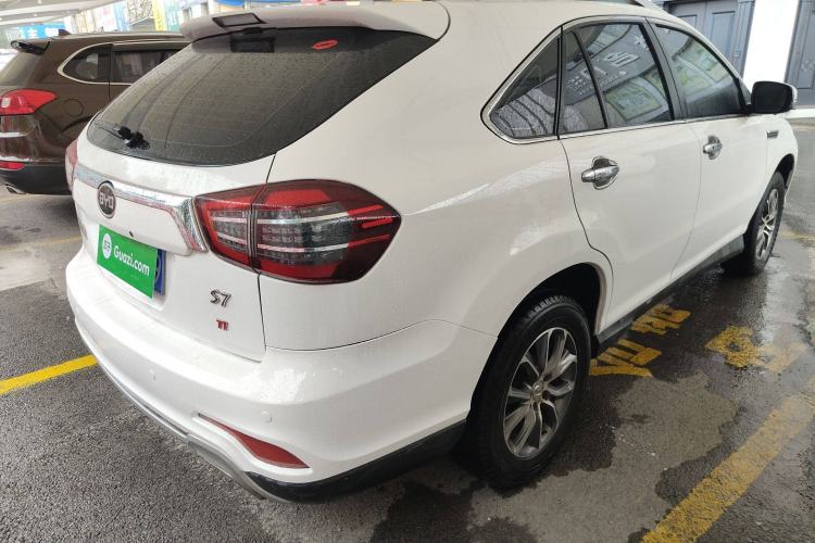 Used BYD S7 2017 1.5T Manual Luxury Model