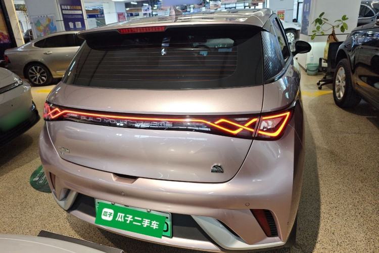 Used BYD Dolphin 2021 405 km Fashion Edition
