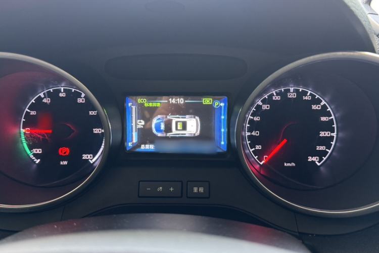 Used BYD Yuan New Energy 2018 EV360 Smart Connected Cool Model Instrument Cluster