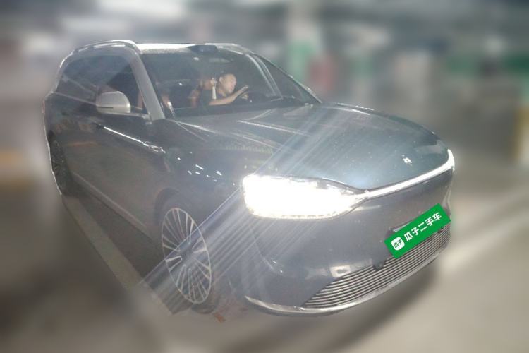 Used Hima AITO M9 2024 Range-Extended Ultra Version 42 kWh 6-Seater Model Front Right 45 Deg