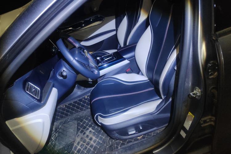 Used BYD Qin PLUS 2021 EV 600KM Flagship Model
