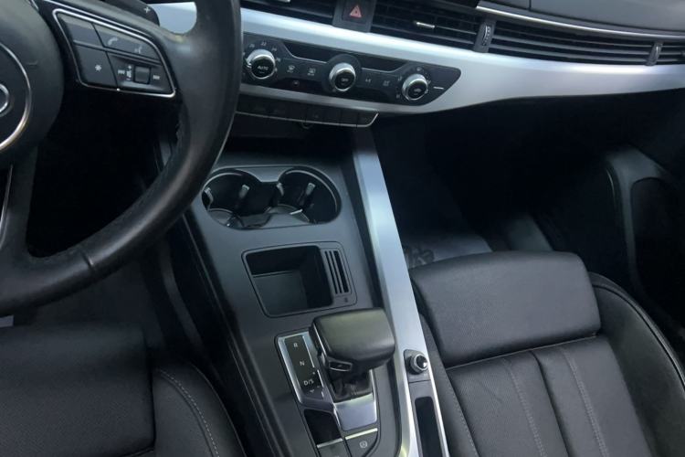 Used Audi A4L 2024 40 TFSI Fashion Dynamic Model