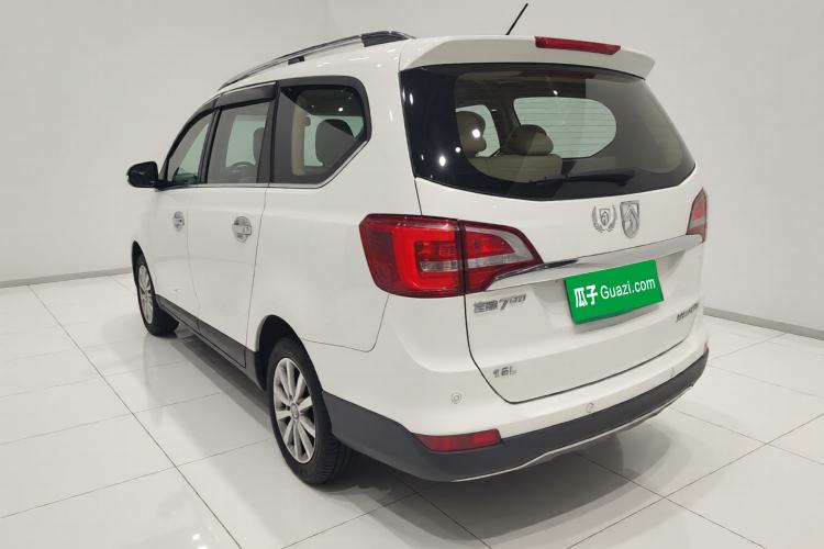 Used Baojun 730 2014 1.5L manual Comfort version 7 seats