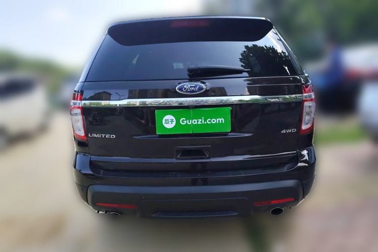 Used Ford Explorer 2013 3.5L Deluxe Model
