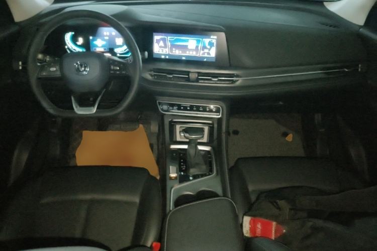 Used CHANGAN CS55PLUS 2021 Blue Whale Edition 1.5T DCT Luxury Model Center Console