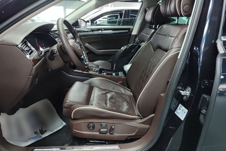 Used Volkswagen Phideon 2018 380TSI Two-Wheel-Drive Flagship Edition