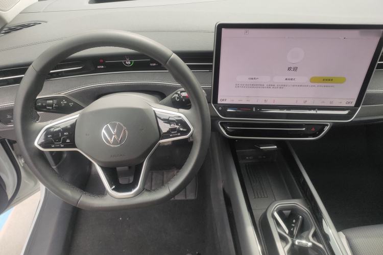 Used Volkswagen ID.7 VIZZION 2024 PRO Model Center Console