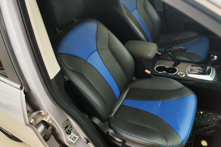 Used GAC Trumpchi GS5 2014 2.0L Automatic Two-Wheel Drive Deluxe Edition Right Front Seat