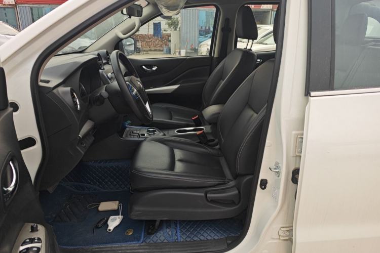 Used Dongfeng Ruichi 6 2023 Bucket-Style Standard Version 350 km