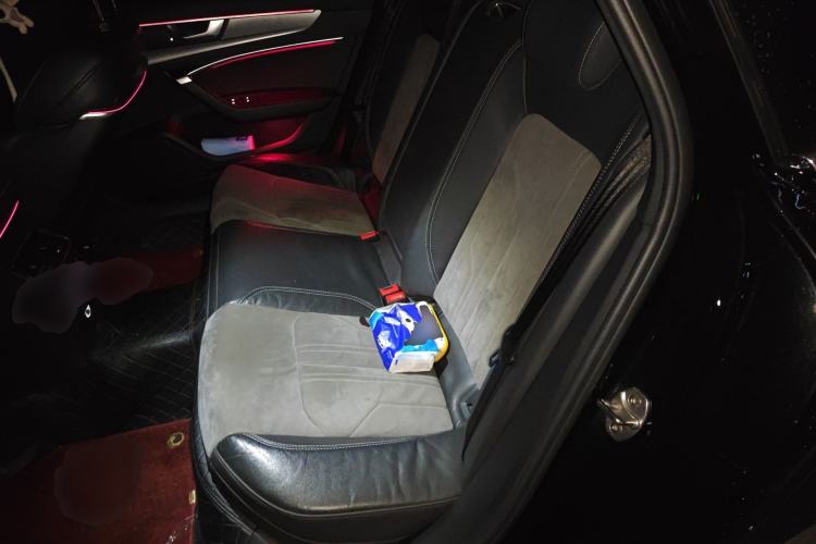 Used Audi A6L New Energy 2020 55 TFSI e quattro Interior 4