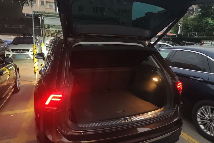 Used Volkswagen Tiguan 2018 330TSI All-Wheel-Drive Innovation Model