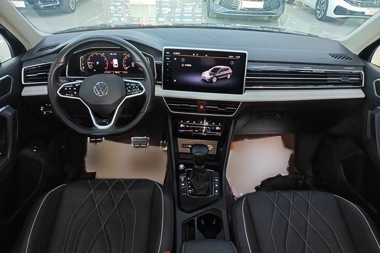 Used Volkswagen Tiguan L 2022 330TSI Automatic Two-Wheel Drive R-Line Enhanced Edition