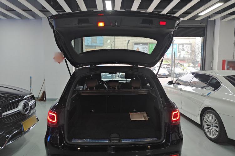 Used Mercedes-Benz GLC 2020 GLC 260 L 4MATIC Dynamic Model
