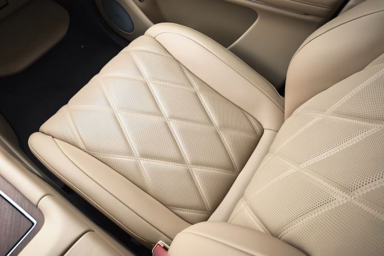 Used Hima AITO M9 2025 Extended-Range Ultra Version 52 kWh 5-Seater Edition