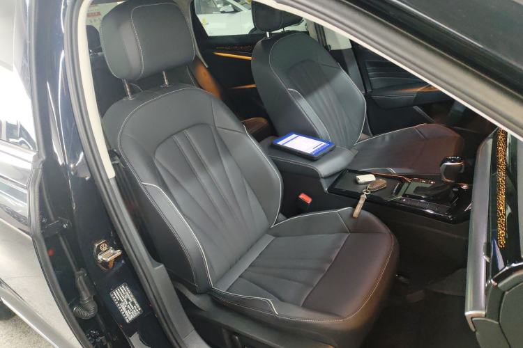 Used Volkswagen Passat 2024 380TSI Dragon Edition
