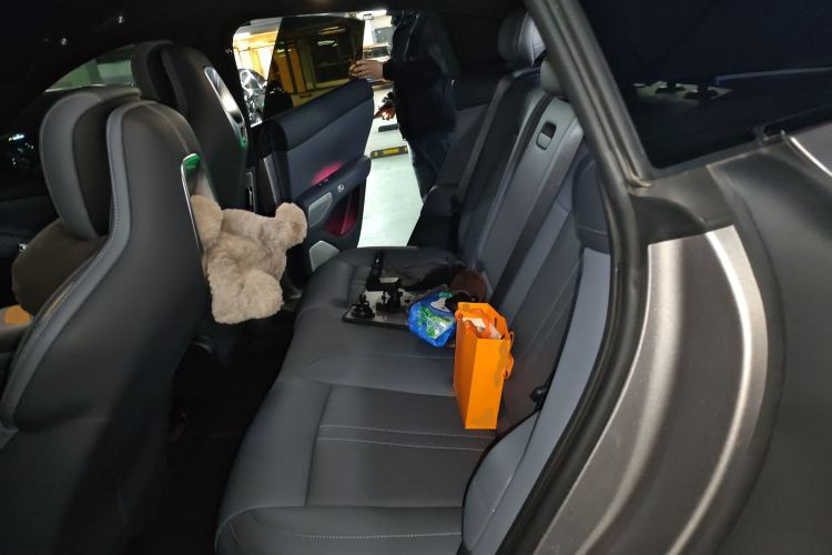 Used Xiaomi Auto YU7 2025 Ultra-Long Range High-Performance All-Wheel-Drive Max Edition