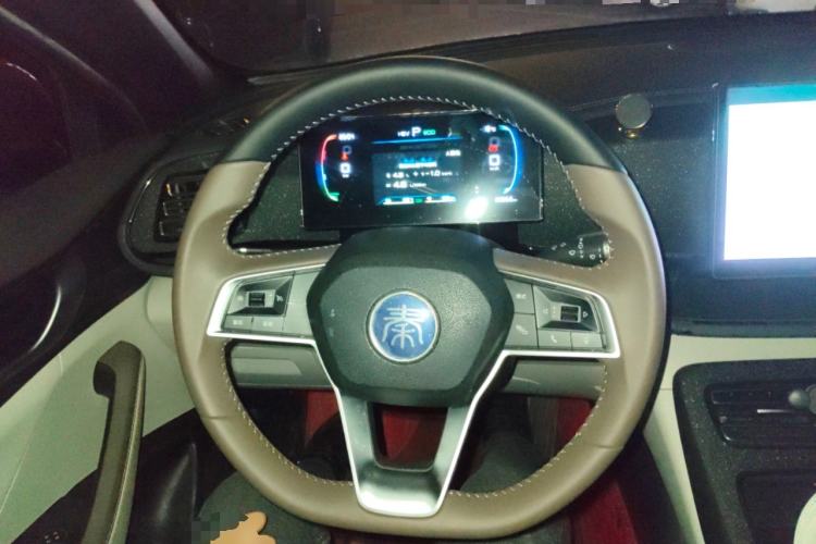 Used BYD Qin PLUS 2024 HONOR Edition DM-i 55KM Leading Model Steering Wheel