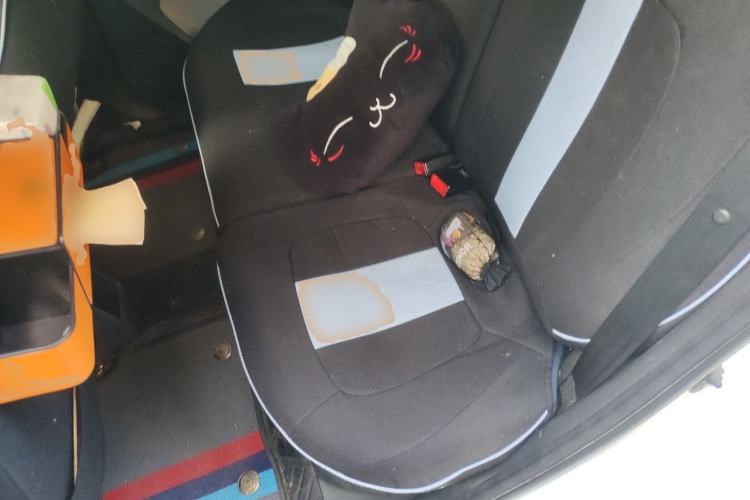 Used CHANGAN Benni E-Star 2022 Charming Edition Colorful Model Lithium Iron Phosphate
