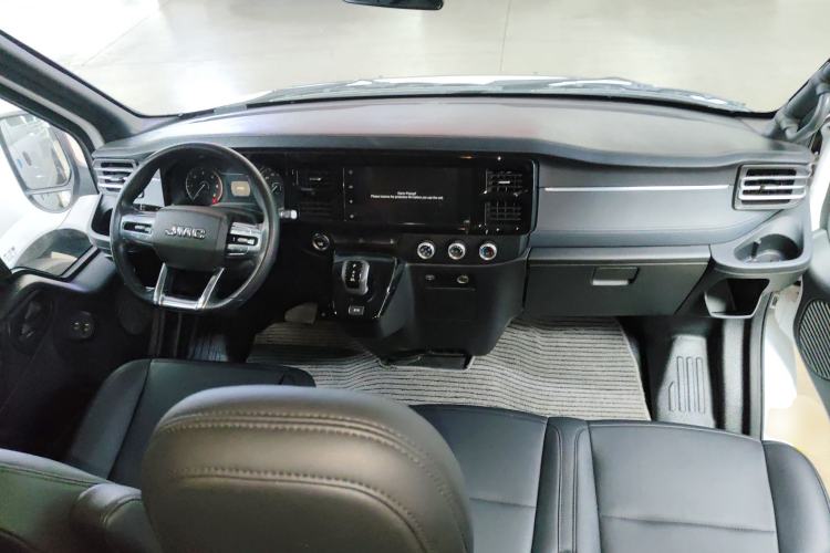 Used JMC Fushun 2023 2.0T Automatic Mid-Range High-Roof Commercial Multi-Purpose 7-Seater Passenger Vehicle