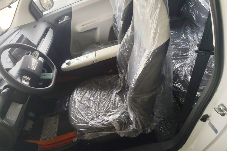 Used CHANGAN NEVO Lumin 2025 205 km Xiangqin Version
