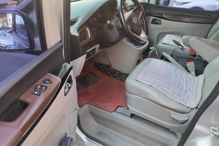 Used JAC Group Refine M5 2017 2.0T Gasoline Dual-Clutch Business Edition