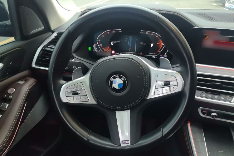 Used BMW X5 2022 xDrive 30Li Luxury M Sport Package